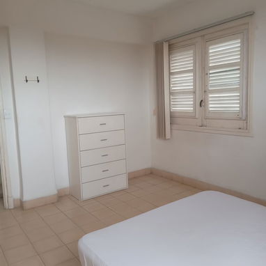 Alquiler lineal apartamento en el Vedado - Img 121417495