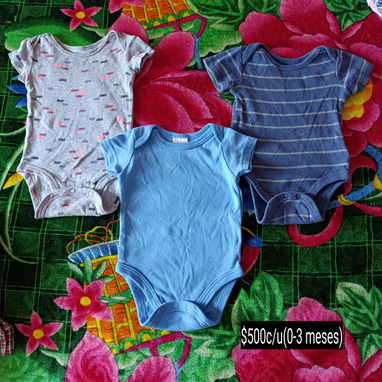 Ropita para bebé de 0-3 meses. - 10/10
