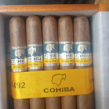 Caja de Tabaco Cohiba Siglo II - Img 124624973