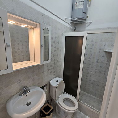 Rento apartamento independiente en Nuevo Vedado - Img 120828825