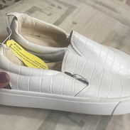 Zapatillas de Piel. /5000$ - Img 55803483