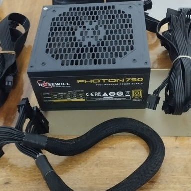 Vendo fuente ROSEWILL FULL MODULAR 80PLUS GOLD - 5/5