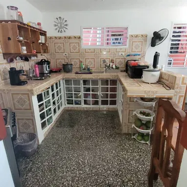 REBAJADA A $35 000 USD ( AJUSTE CON DINERO EN MANO ) En venta casa independiente de 2 plantas, ubicada - Img 126041716