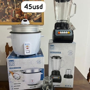 Batidora , cafetera eléctrica. Arrocera, olla - Img 123006342
