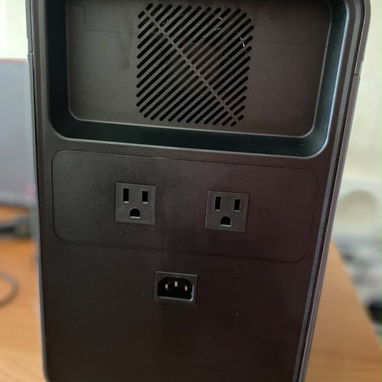 ANKER SOLIX S2000 — ENERGÍA DE RESPALDO  PRECIO: $1,170 USD 🛡️ GARANTÍA: 1 MES Capacidad 2010 Wh - 3/4