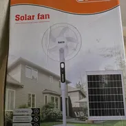Ventilador recargable Saco de pedestal: Versión de pie. — 60.00 USD - Img 55132525