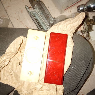 Se venden jollitas de lada y antena de auto. - 2/2