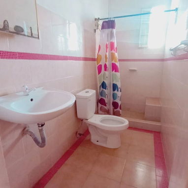 🏠 Vendo apartamento con entrada independiente en planta baja.🏠 Garage🔹Gas de la calle - 2/4