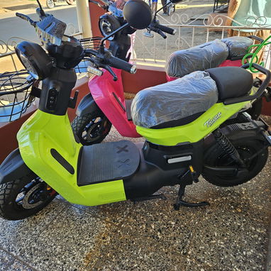 Se venden los siguientes modelos de motos eléctricas Nuevas a estrenar por usted con todos sus accesorios. - 2/5
