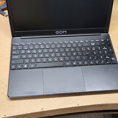 Vendo Laptop i3 de 11na generacion casi nueva bateria ok, ssd de 500gb usb 3 ,tipo C, bluetooth, - Img 127511273