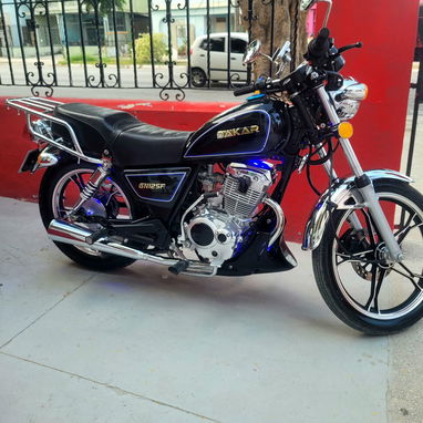 Gn 125 F Dakar unidad cg nueva todos los tikitiki  50km/1lt papeles en regla lista para traspaso - 3/5