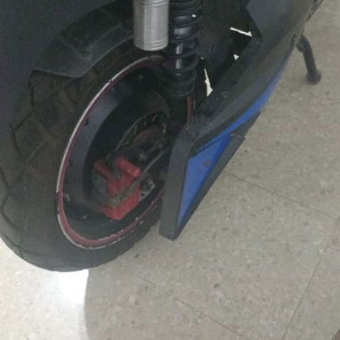 Vendo moto eléctrica en 800 dolares,este es el precio porque tuve un accidente y no la voy arreglar - Img 122448622