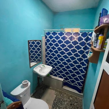 Se vende 2 casas en 1 - 4/10