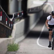 Mensajero en bicicleta desde el Vedado - Img 55244682
