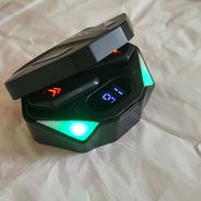 Audifonos inalambricos acabados de llegar, por favor hay que llamar no hay corriente - Img 53888985