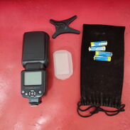 flash speed lite newer 561 + 4 pilas AA recargables + accesorios - Img 45461058