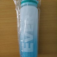 Botella de agua - Img 56942364