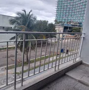 Rento lineal apto de 2/4 en el Vedado a dos cuadras de la avenida Paseo 55355639 - Img 47229717