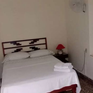 Casa en el Vedado - Img 120507581