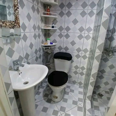Casa en nuevo vedado - 6/10