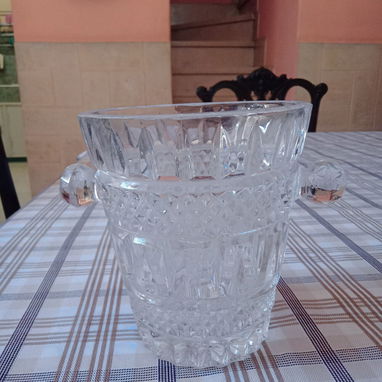 Juego de 6 vasos y hielera de cristal de Bohemia - Img 105685817