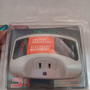 Regulador de voltaje 110v y 20 amperes - Img 55206779