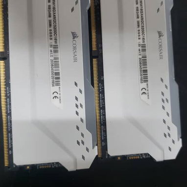 📢 ASUS ROG STRIX RX 5700 XT O8G – 8GB GDDR6 🔥 CERTIFICADA X REPUBLIC OF GAMERS - 2/4