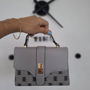 CARTERAS EUROPEAS & SANDALIAS EN "SÚPER PRECIO". - Img 123191623