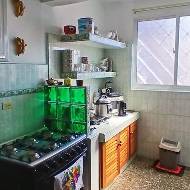 Casa en la Lisa Arroyo Arena, 2do piso con casi todo dentro - 8/10