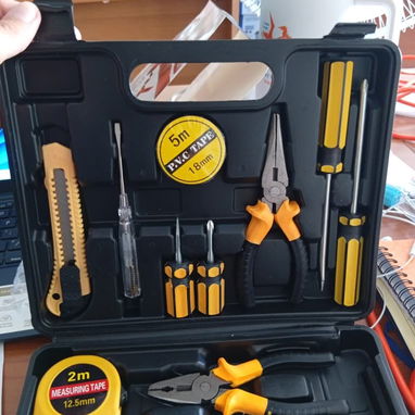 KIT DE HERRAMIENTAS DE 12 PIEZAS CON MALETÍN, Entrega por un mínimo costo adicional para toda La Habana - 2/6