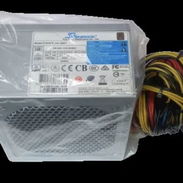 La fuente de alimentación Seasonic SS-500ET es una excelente opción para equipar tu PC, ofreciendo 500W de potencia real - Img 58002279