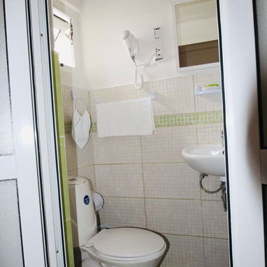 OPORTUNIDAD DE INVERSIÓN EN LA HABANA VIEJA Activo inmobiliario con renta activa para extranjeros - Img 116406795