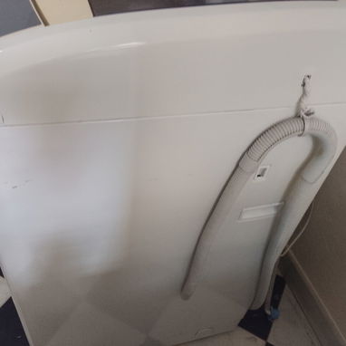 Vendo lavadora automática Frigidaire 11kg de uso - Img 120702608