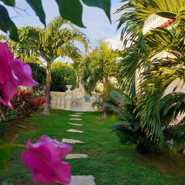 Alquiler de casa con piscina en Guanabo para parejas. Renta de casa con piscina en la playa Guanabo. Oferta de pasadía - 3/6