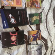 Libros en ventas - Img 57708702