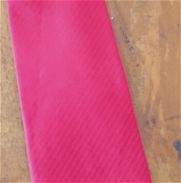 Vendo corbata color rojo - Img 45887795