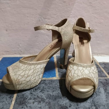 Vendo tacones - Img 117894896
