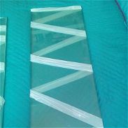 Se venden  planchas de cristales y una ventana de aluminio y cristal - Img 45412481