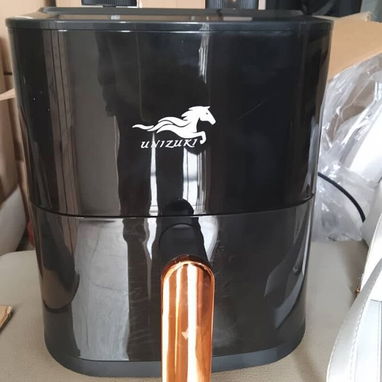 Freidora de Aire Unizuki Capacidad 4 litros potencia 1200 W. precio $85 USD Transporte Incluido Factura y garantía - 2/5