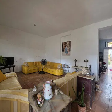 VEDADO, PROPIETARIOS DE ANTES DEL TRIUNFO DE LA REVOLUCIÓN, CASA DE 1910 CON 383M2 - Img 125826444