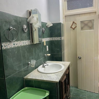 Apt 3 cuartos bajos cerca de 13y44 con garaje 26500usd 53582376 - 8/10