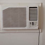 Vendo aire de cajón LG con su mando - Img 57079750