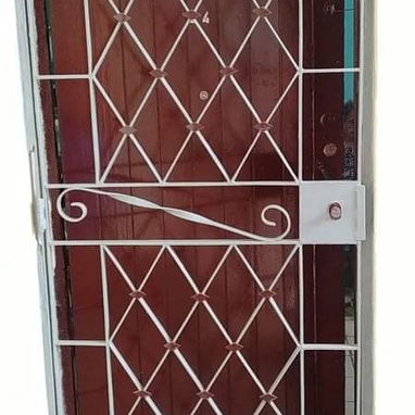 Vendo apartamento en la zona 11 de alamar 2do piso - Img 126899382