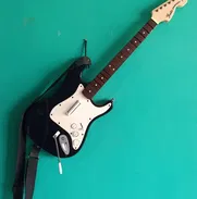 50 USD Vendo Guitarra PS4 como nueva con su disco original y también doy el mismo disco en digital para piratería. - Img 50406609