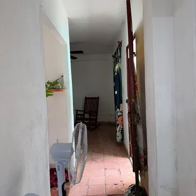 🏠 VENTA DE CASA EN MARIANAO (COCOSOLO)  · Casa interior pero independiente · Sala y comedor · Cocina · Baño · 2 cuartos - Img 122389519