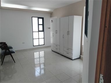 En Miramar, se renta maravilloso apartamento de 3 habitaciones y tres baños - Img 65920210