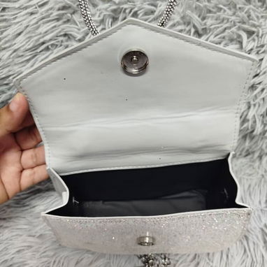 Cartera _ bolso 👜 de mujer.    15 USD - 7/7