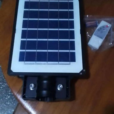 Lámpara LED con panel Solar Alta Intensidad Potencia 150w Incluyen batería,  mando a distancia  $55 USD  Transporte Adic - Img 114094403