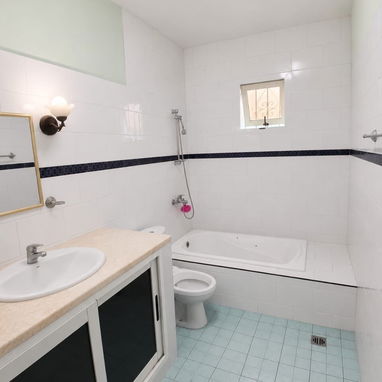 🏠 Se Vende Propiedad Única en el Centro de Matanzas - 5/9