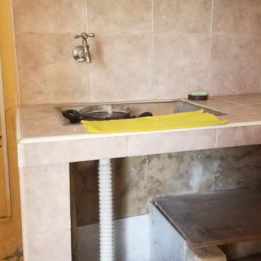PEQUEÑO APARTAMENTO CON VISTA A LA CALLE EN EL VEDADO (CERCA DEL HOTEL COHIBA) - 5/5